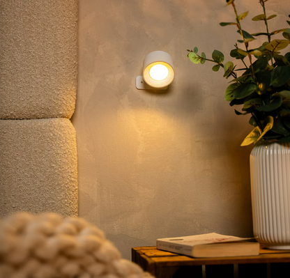 AvenGlow Wall Light